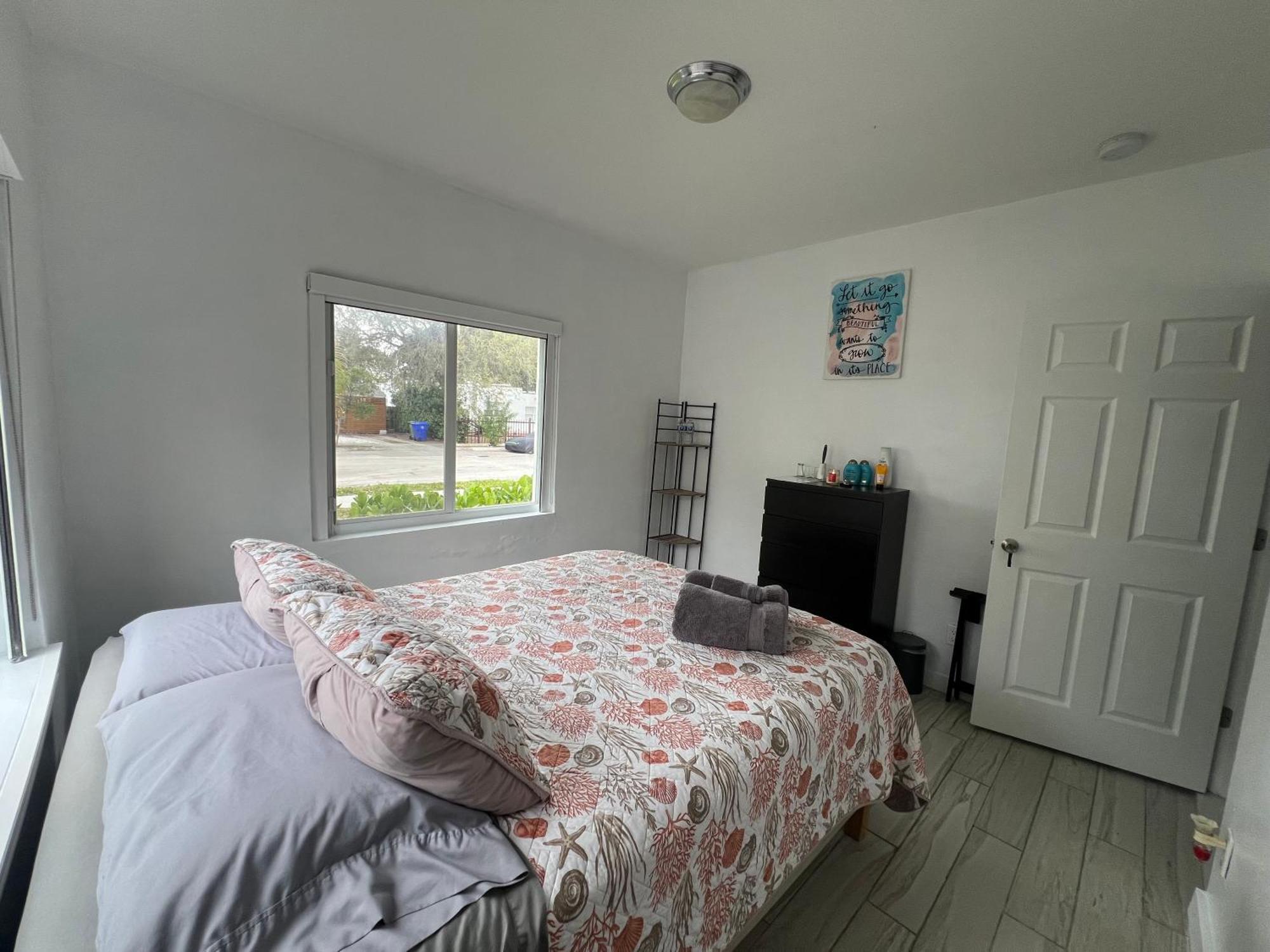 Cozy Room In A Quiet Home Miami Exterior photo